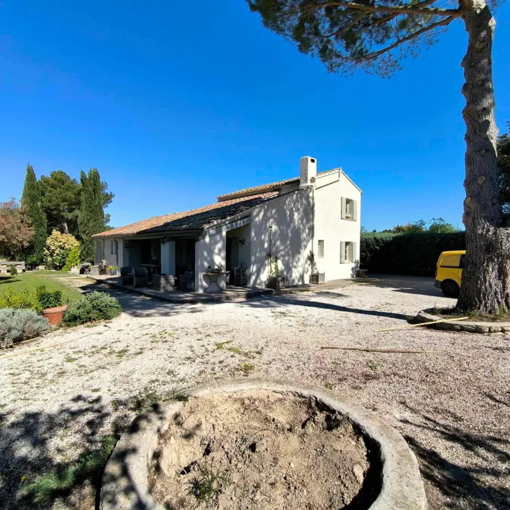 Peinture de façade à Gargas